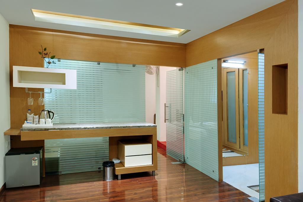Hotel Balaji Central Ratlām Quarto foto